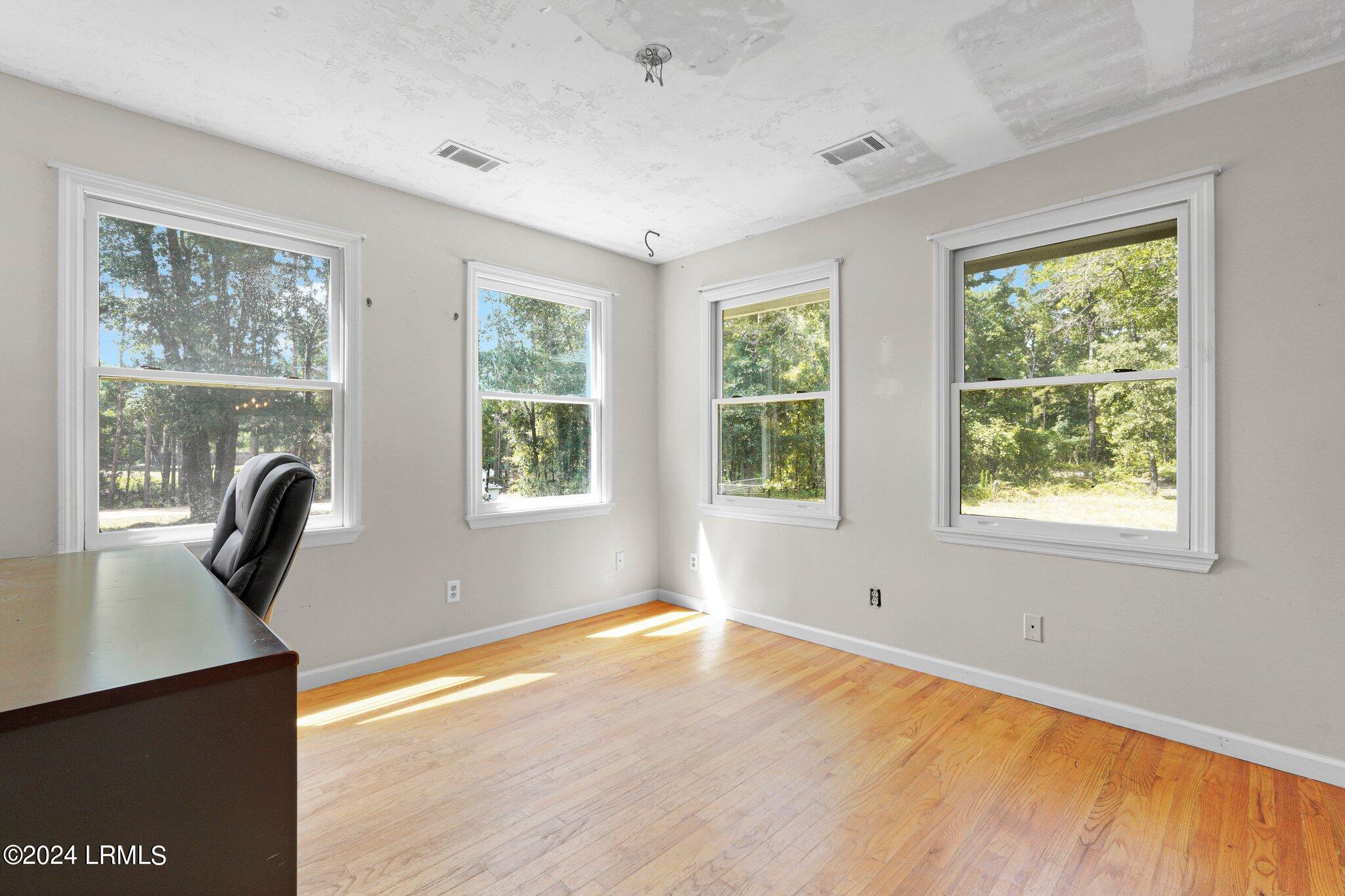 420 Sams Point Road Beaufort, SC 29907 - Photo 27 of 49 28-web-or-mls-DSC07791
