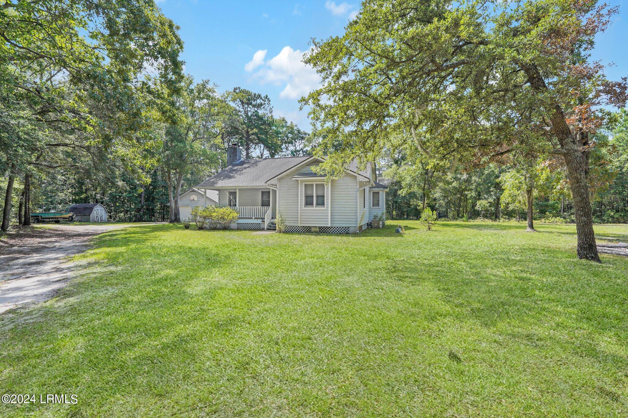 420 Sams Point Road Beaufort, SC 29907 - Photo 6 of 49 6-web-or-mls-DSC07666a