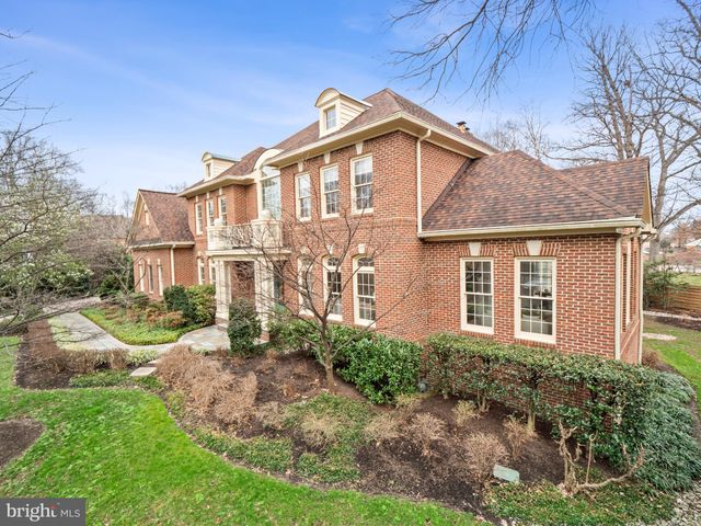 $2,300,000 | 1405 Greenwood Place, Alexandria, VA 22304
