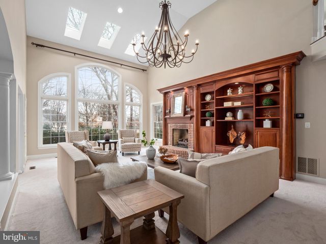 $2,300,000 | 1405 Greenwood Place, Alexandria, VA 22304