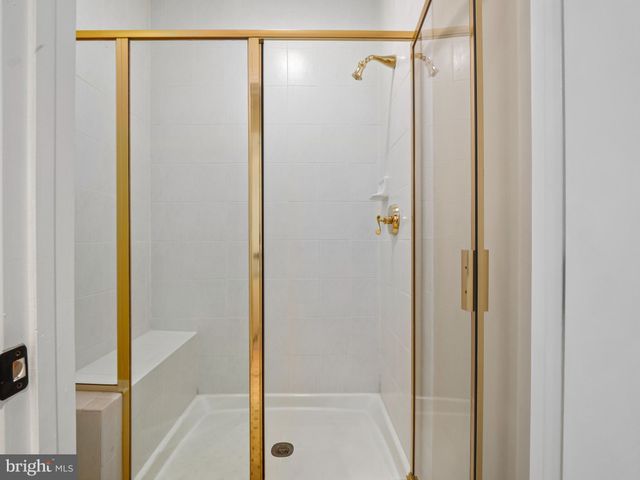 $2,300,000 | 1405 Greenwood Place, Alexandria, VA 22304