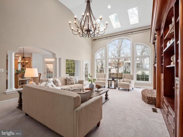 $2,300,000 | 1405 Greenwood Place, Alexandria, VA 22304