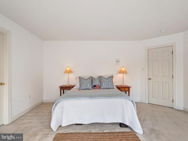 $2,300,000 | 1405 Greenwood Place, Alexandria, VA 22304