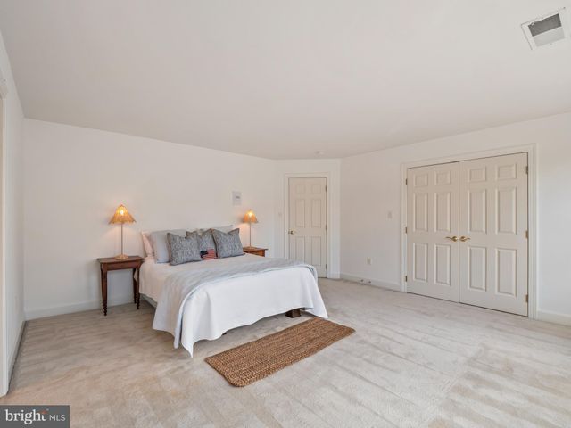 $2,300,000 | 1405 Greenwood Place, Alexandria, VA 22304