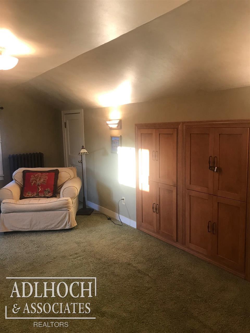 787 Fisher Road Grosse Pointe, MI 48230 - Photo 29 of 43 50035535-28.JPG
