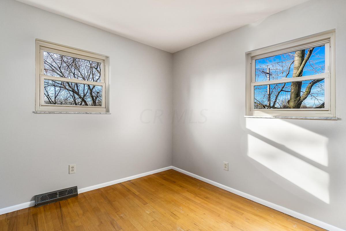 6389 Karl Road Columbus, OH 43229 - Photo 15 of 31 Gallery Image 15