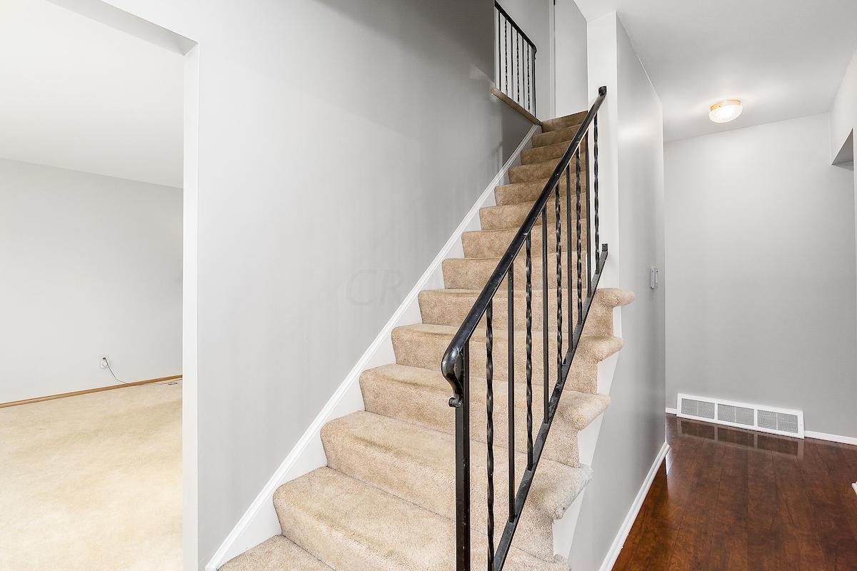 6389 Karl Road Columbus, OH 43229 - Photo 2 of 31 Gallery Image 2