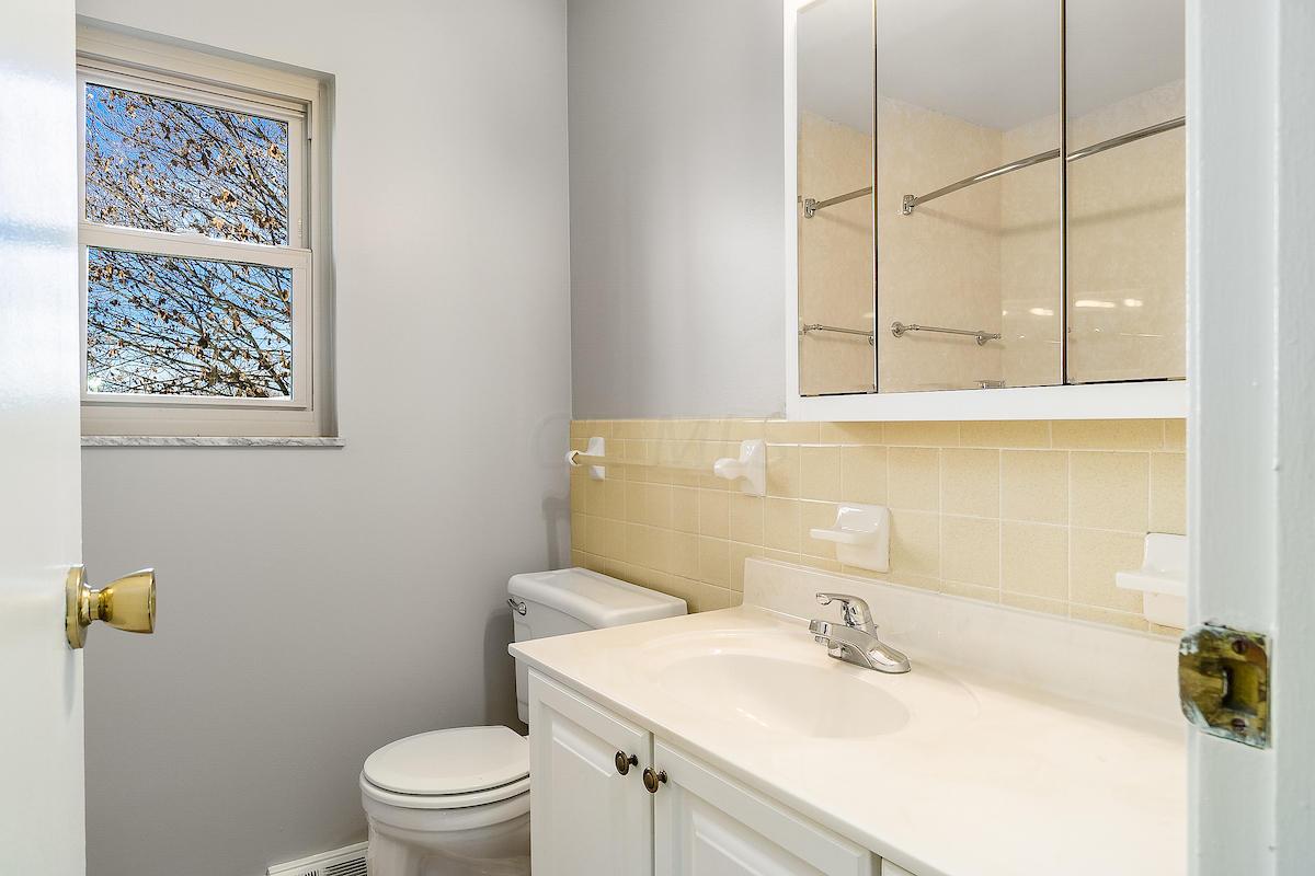 6389 Karl Road Columbus, OH 43229 - Photo 24 of 31 Gallery Image 24