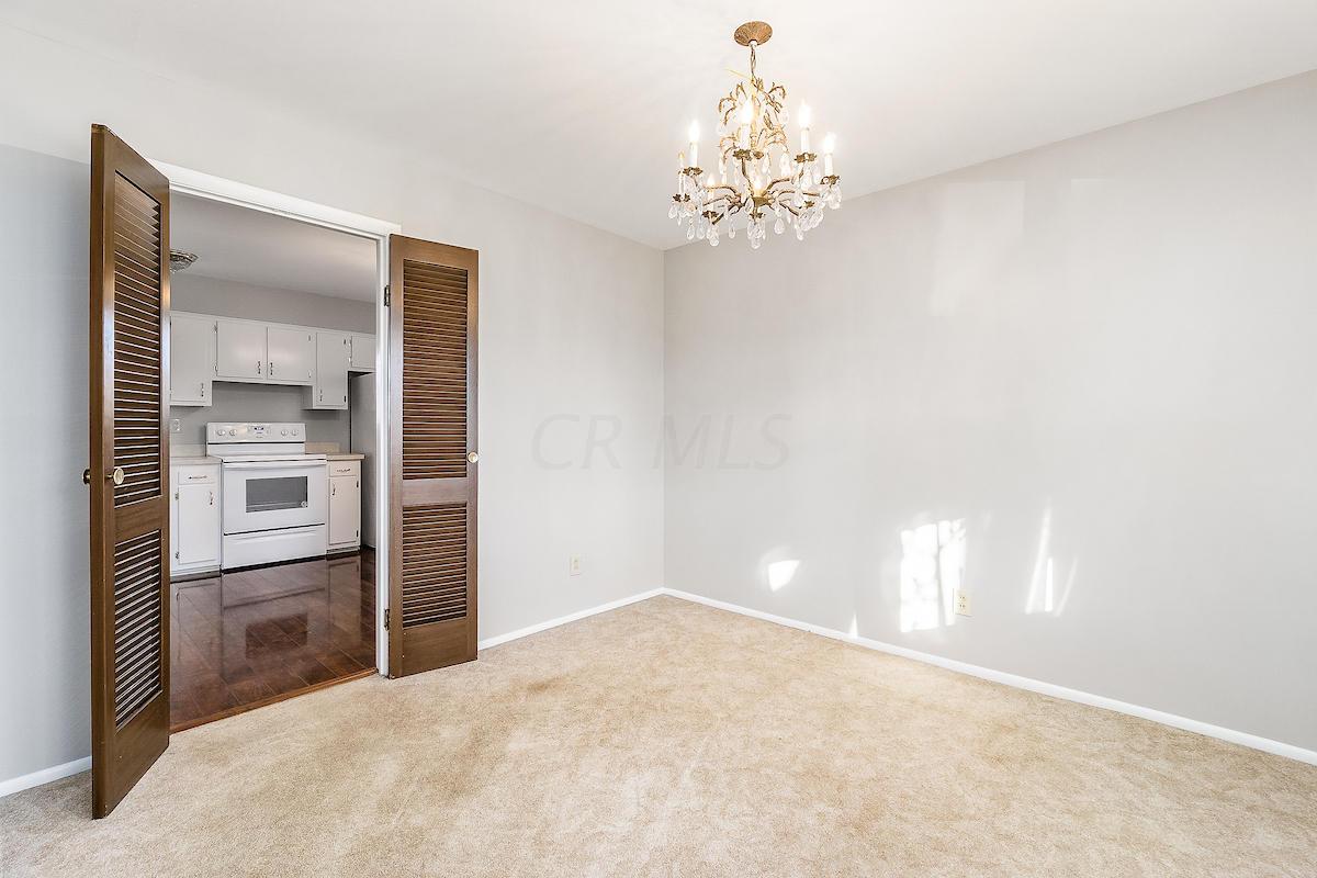 6389 Karl Road Columbus, OH 43229 - Photo 7 of 31 Gallery Image 7