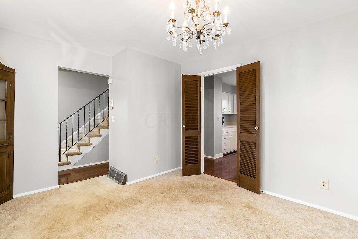 6389 Karl Road Columbus, OH 43229 - Photo 9 of 31 Gallery Image 9