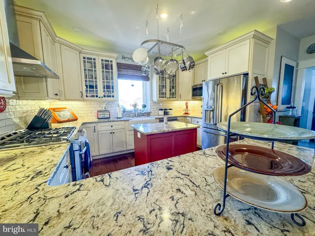 $945,000 | 17067 Nanzatico Lane, King George, VA 22485