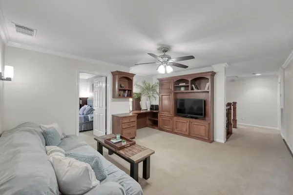 $855,000 | 22 Brywood Place, Spring, TX 77382