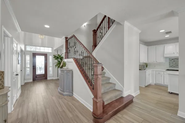 $855,000 | 22 Brywood Place, Spring, TX 77382