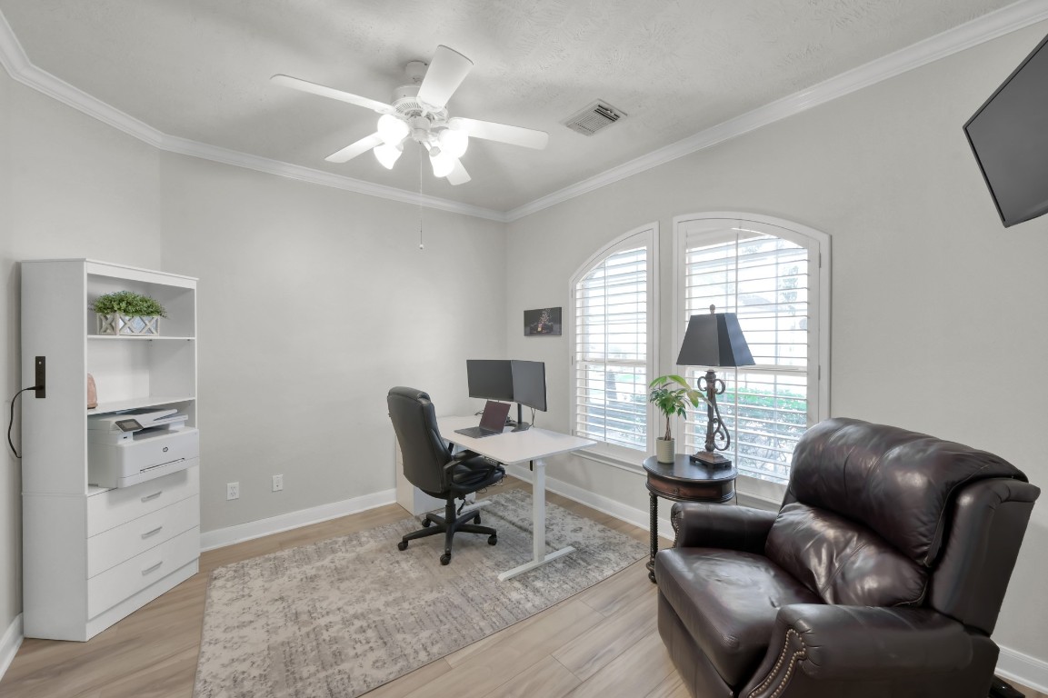 22 Brywood Place Spring, TX 77382 - Photo 6 of 31