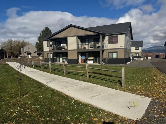 $3,890,000 | 600-660 Virginia Street, New Meadows, ID 83654