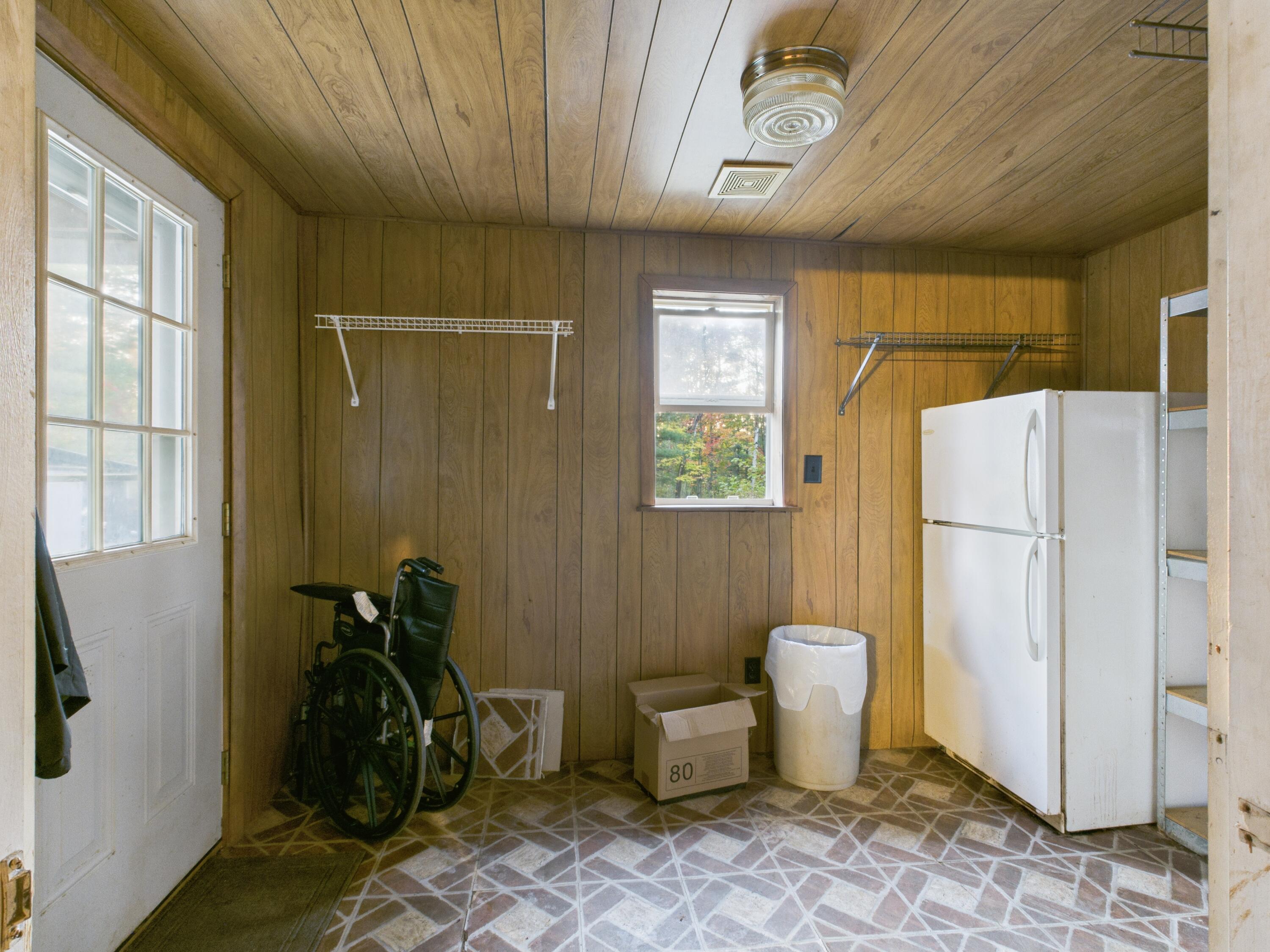 5744 North Red Oak Road Lewiston, MI 49756 - Photo 19 of 22 mudroom
