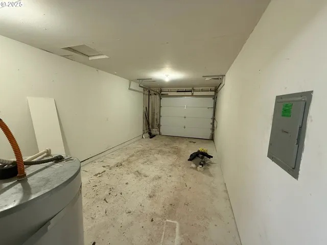 $459,000 | 4853 Elderberry Loop, Springfield, OR 97478