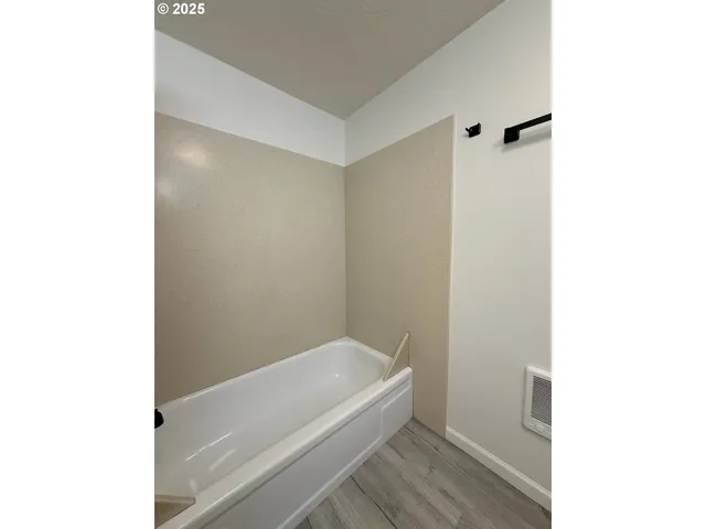 $459,000 | 4853 Elderberry Loop, Springfield, OR 97478