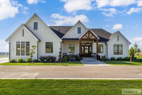 $1,375,000 | 1292 East 1090 North, Shelley, ID 83274