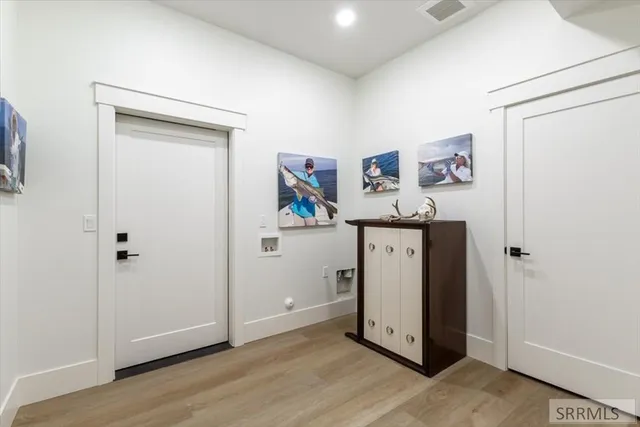 $1,500,000 | 1292 East 1090 North, Shelley, ID 83274