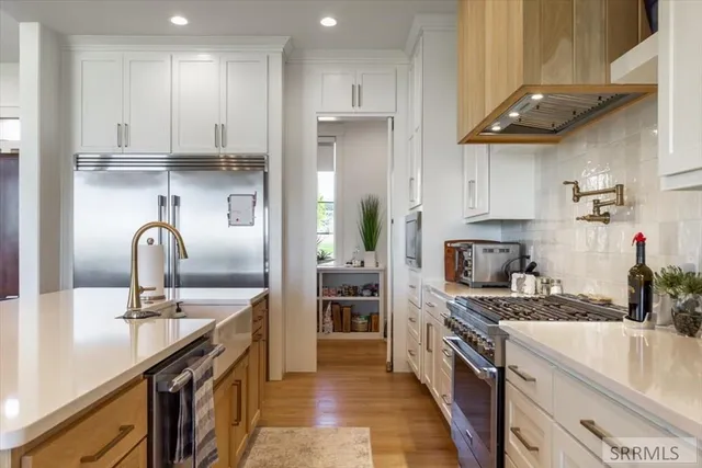 $1,500,000 | 1292 East 1090 North, Shelley, ID 83274