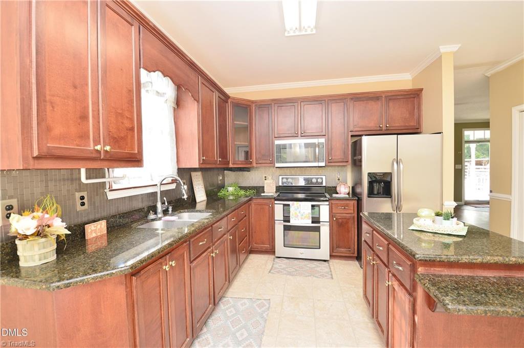 1230 Hightowers Road Mebane, NC 27302 - Photo 10 of 19
