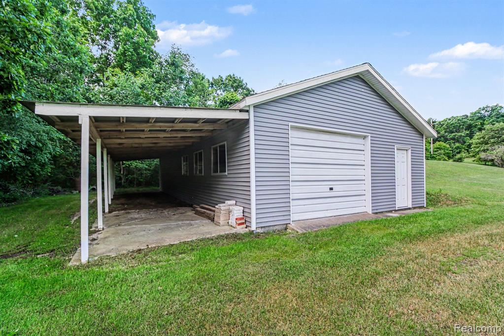 9100 Pine Knob Road Clarkston, MI 48348 - Photo 45 of 54