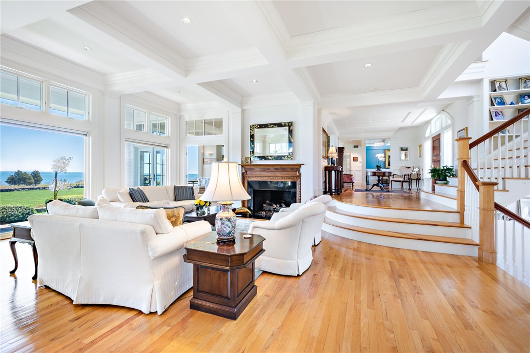 597 Beavertail Road Jamestown, RI 02835 - Photo 16 of 41