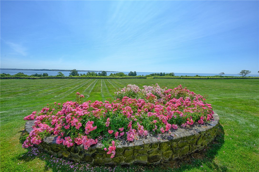 597 Beavertail Road Jamestown, RI 02835 - Photo 38 of 41