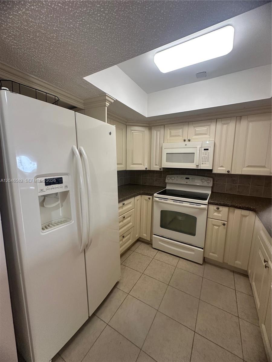 9500 Southwest 3rd Street, Unit 254 Boca Raton, FL 33428 - Photo 5 of 24