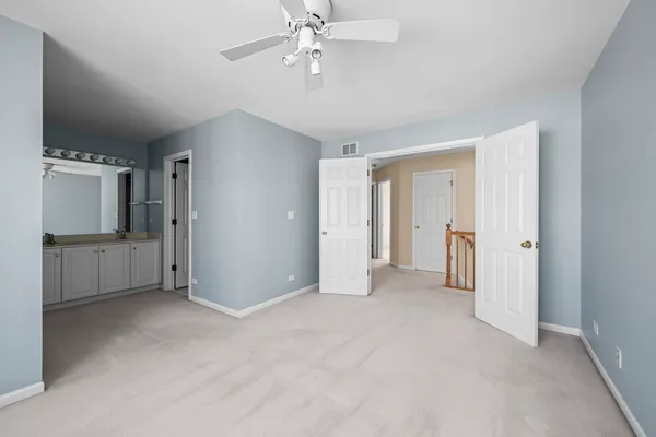 $3,000 | 1165 Windham Lane, Unit 1165, Elk Grove Village, IL 60007
