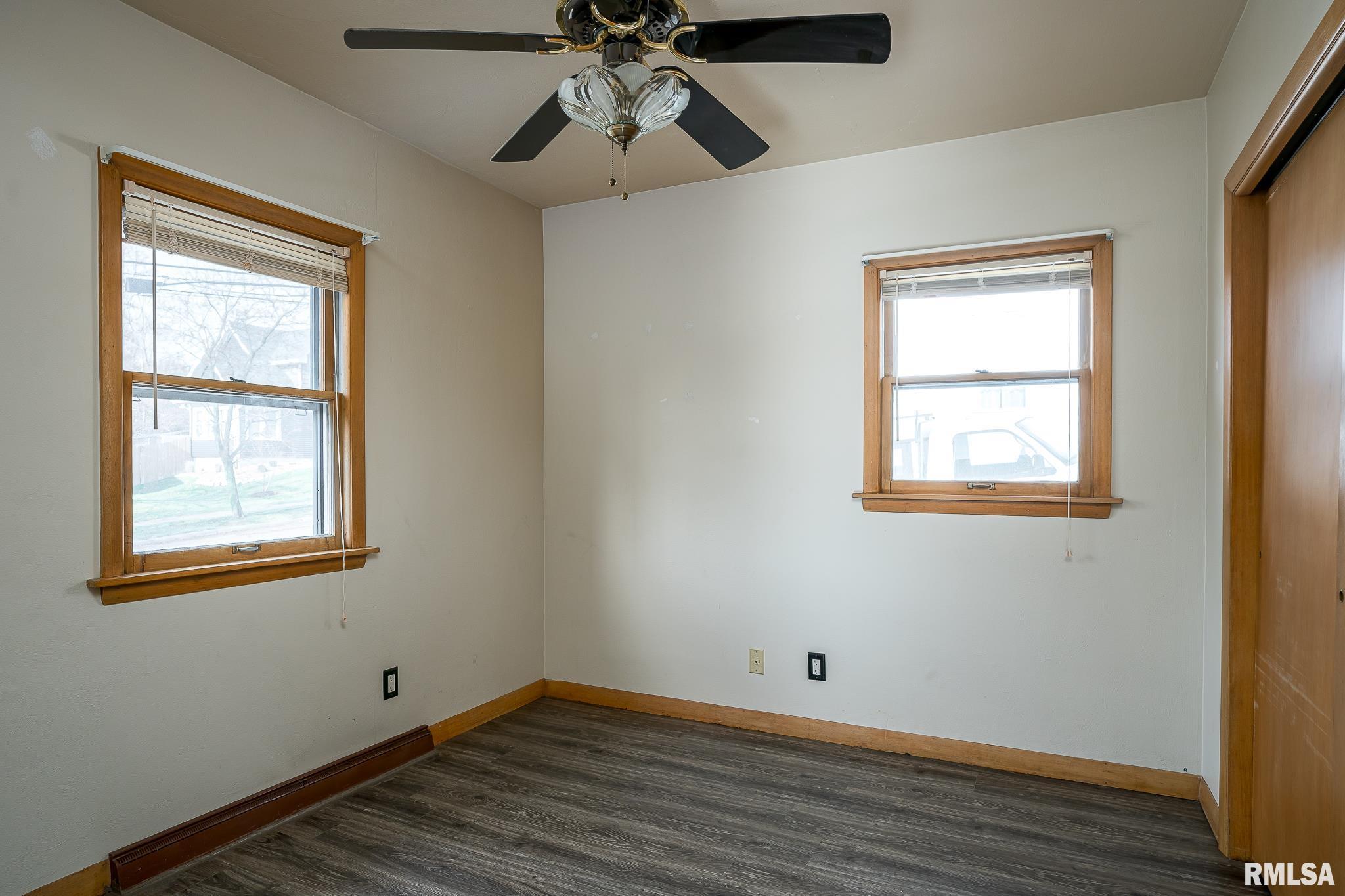 1707 Spring Street Davenport, IA 52803 - Photo 6 of 14 Gallery Image 6