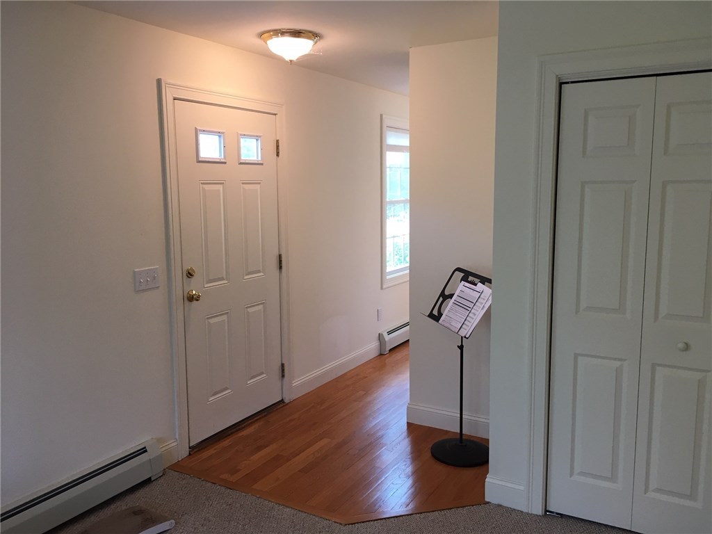 2359 Post Road South Kingstown, RI 02879 - Photo 7 of 10