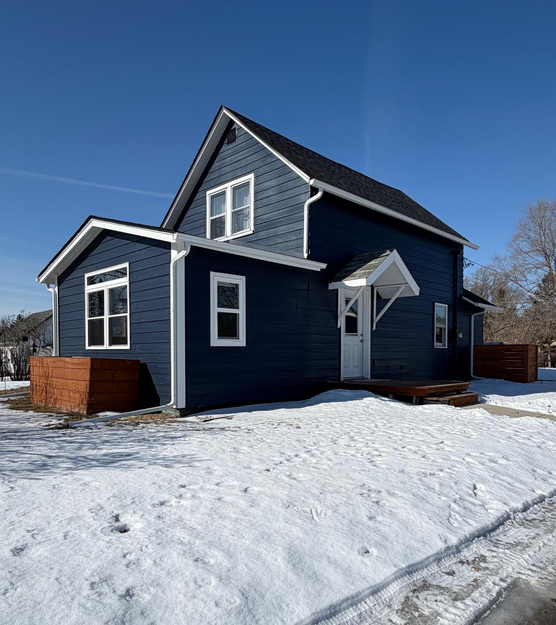 547 3rd Avenue Northwest Perham, MN 56573 - Photo 4 of 45