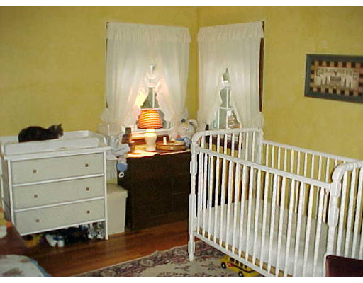 59 Homestead Road Lowell, MA 01850 - Photo 3 of 6 Gallery Image 3