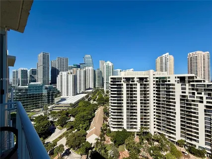 $360,000 | 770 Claughton Island Drive, Unit PH21, Miami, FL 33131