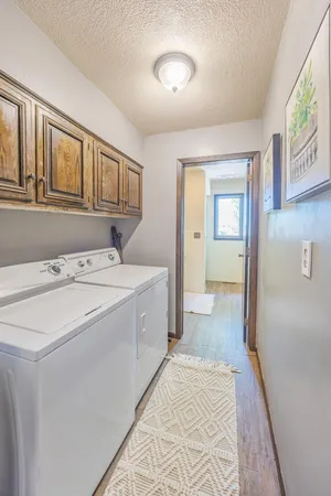 $349,900 | 55739 140th Street, Lyle, MN 55953