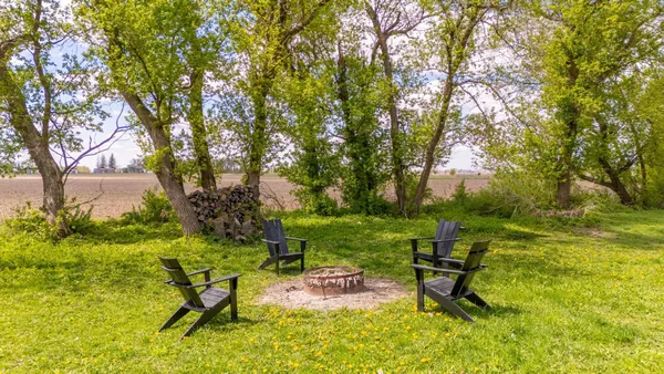 $349,900 | 55739 140th Street, Lyle, MN 55953