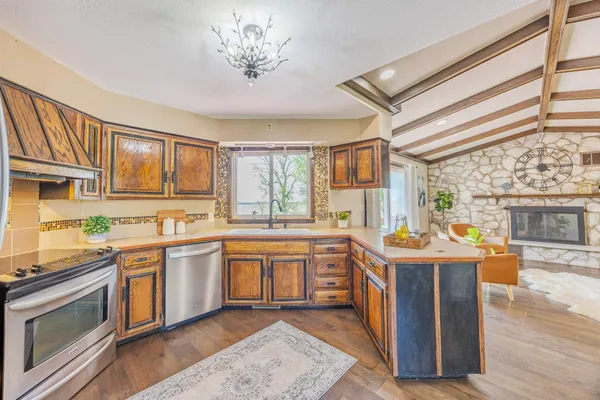 $349,900 | 55739 140th Street, Lyle, MN 55953