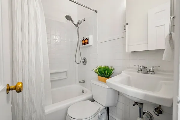 $484,000 | 16 Chauncy Street, Unit 53, Cambridge, MA 02138