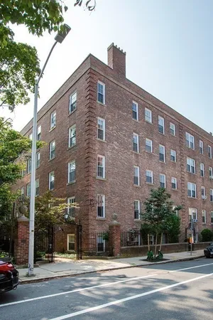 $484,000 | 16 Chauncy Street, Unit 53, Cambridge, MA 02138