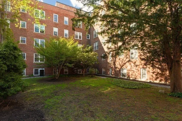$484,000 | 16 Chauncy Street, Unit 53, Cambridge, MA 02138
