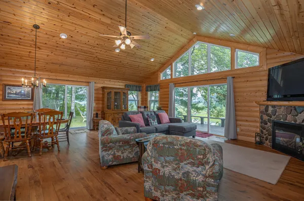 $399,900 | 1020 County Road 5 Northwest, Hackensack, MN 56452