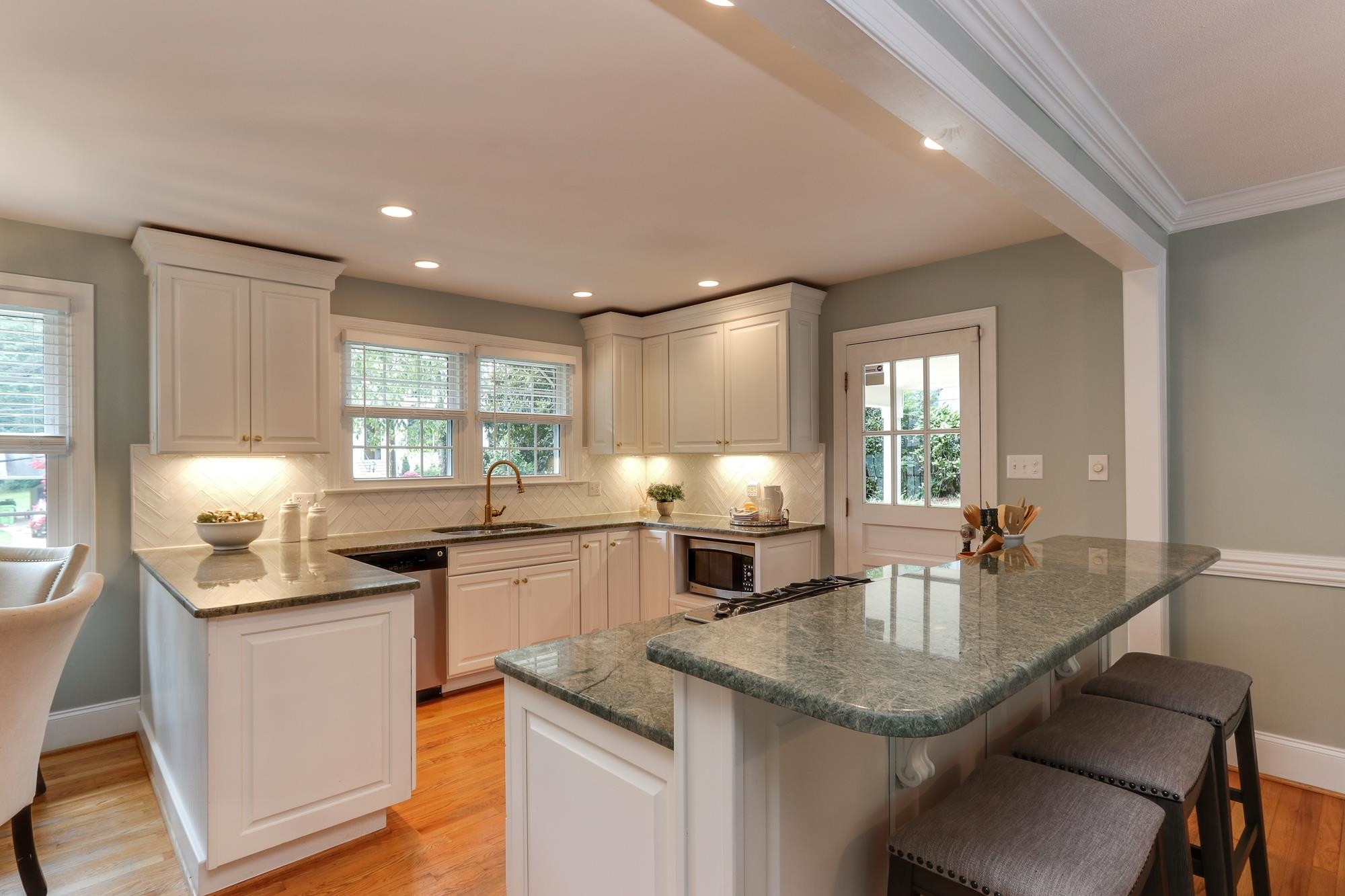 4804 Rampart Street Raleigh, NC 27609 - Photo 9 of 27 Photo 9