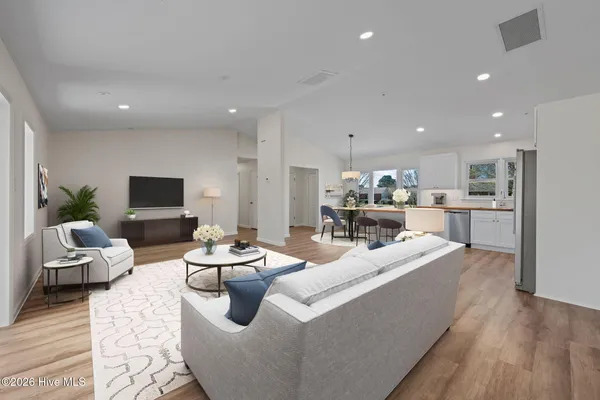 $395,000 | 6005 Brig Court, New Bern, NC 28560