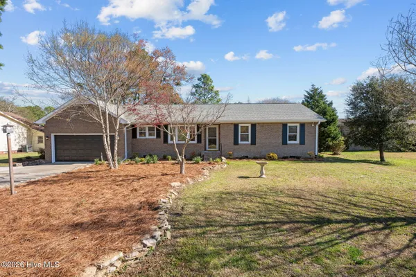 $395,000 | 6005 Brig Court, New Bern, NC 28560