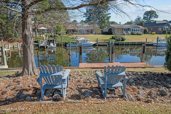 $395,000 | 6005 Brig Court, New Bern, NC 28560