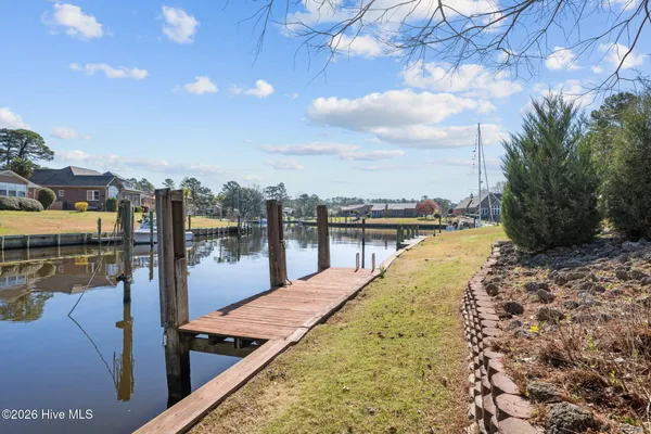 $395,000 | 6005 Brig Court, New Bern, NC 28560