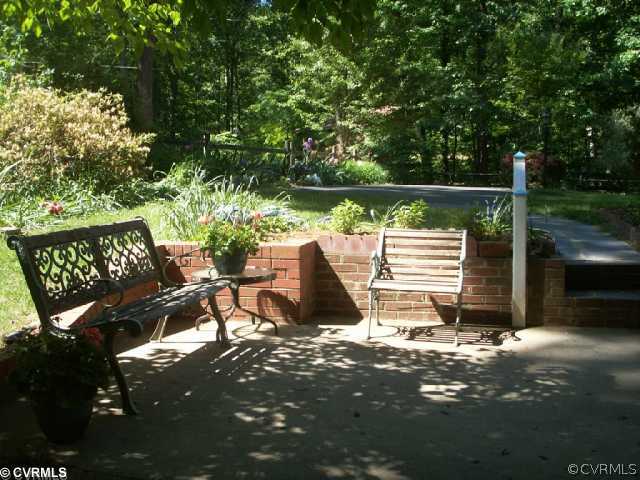 4411 Waumsetta Road Richmond, VA 23235 - Photo 9 of 12 Other - Upper Patio