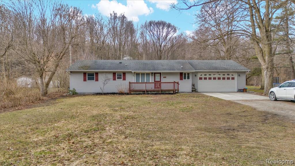 6865 Abbottsford Road North Street, MI 48049 - Photo 1 of 19